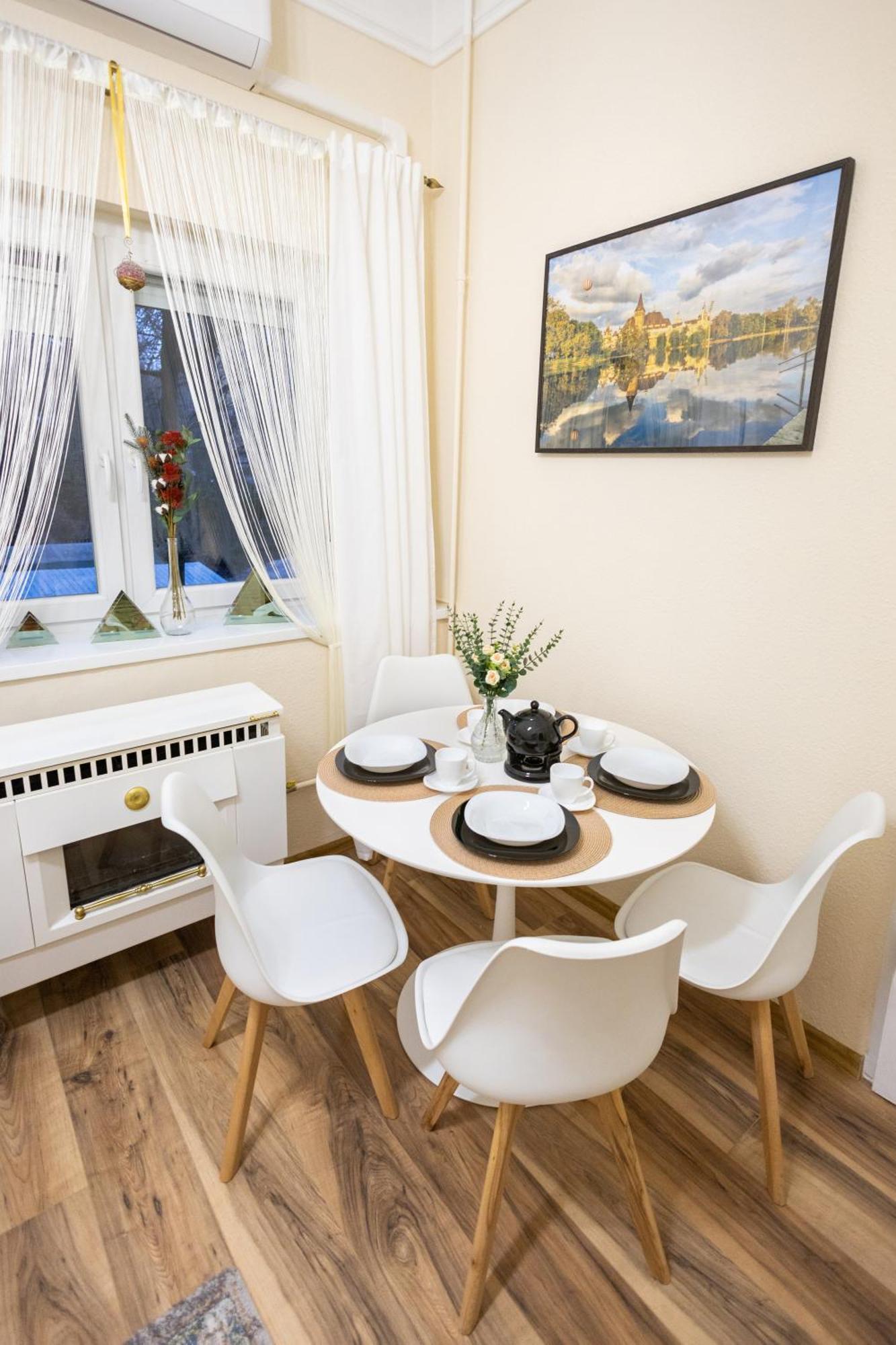 Sunhill Apartment Next To The Buda Castle Boedapest Buitenkant foto